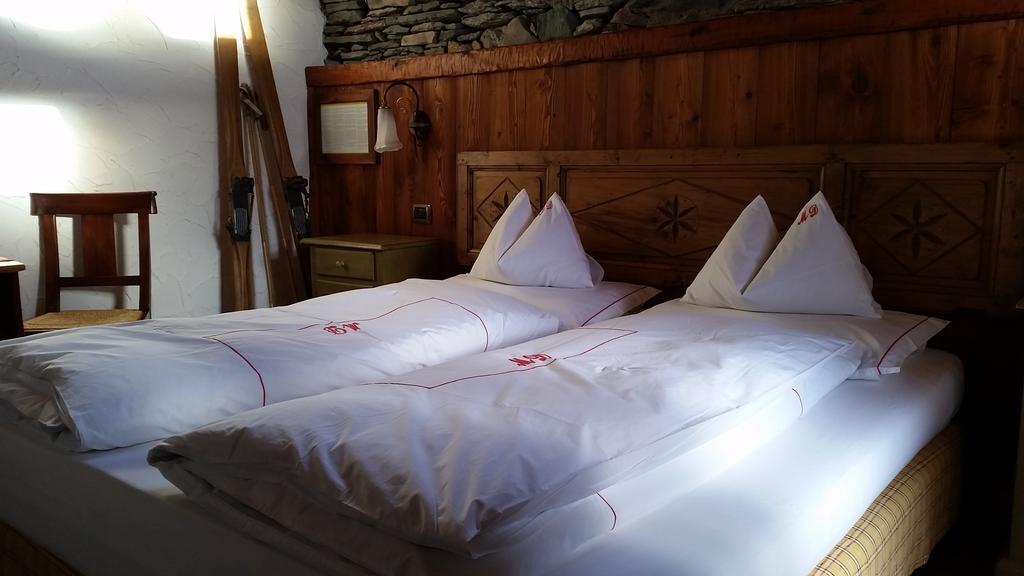 Eco Chalet Maison Dominique Challand-Saint-Anselme Bagian luar foto