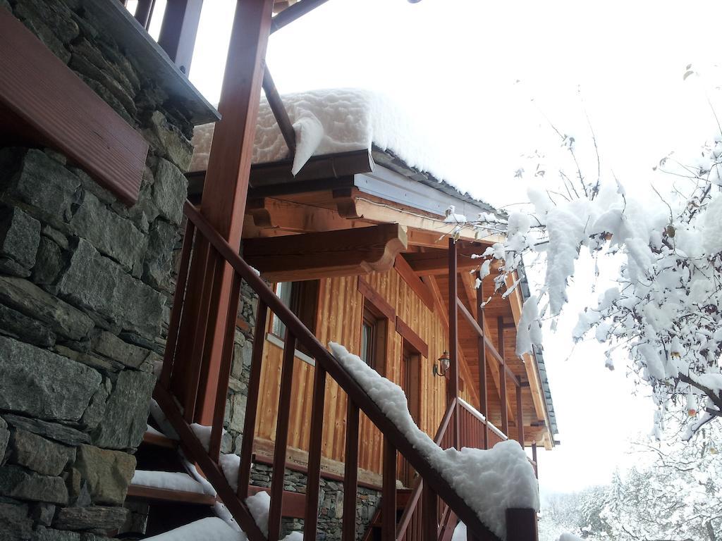 Eco Chalet Maison Dominique Challand-Saint-Anselme Bagian luar foto