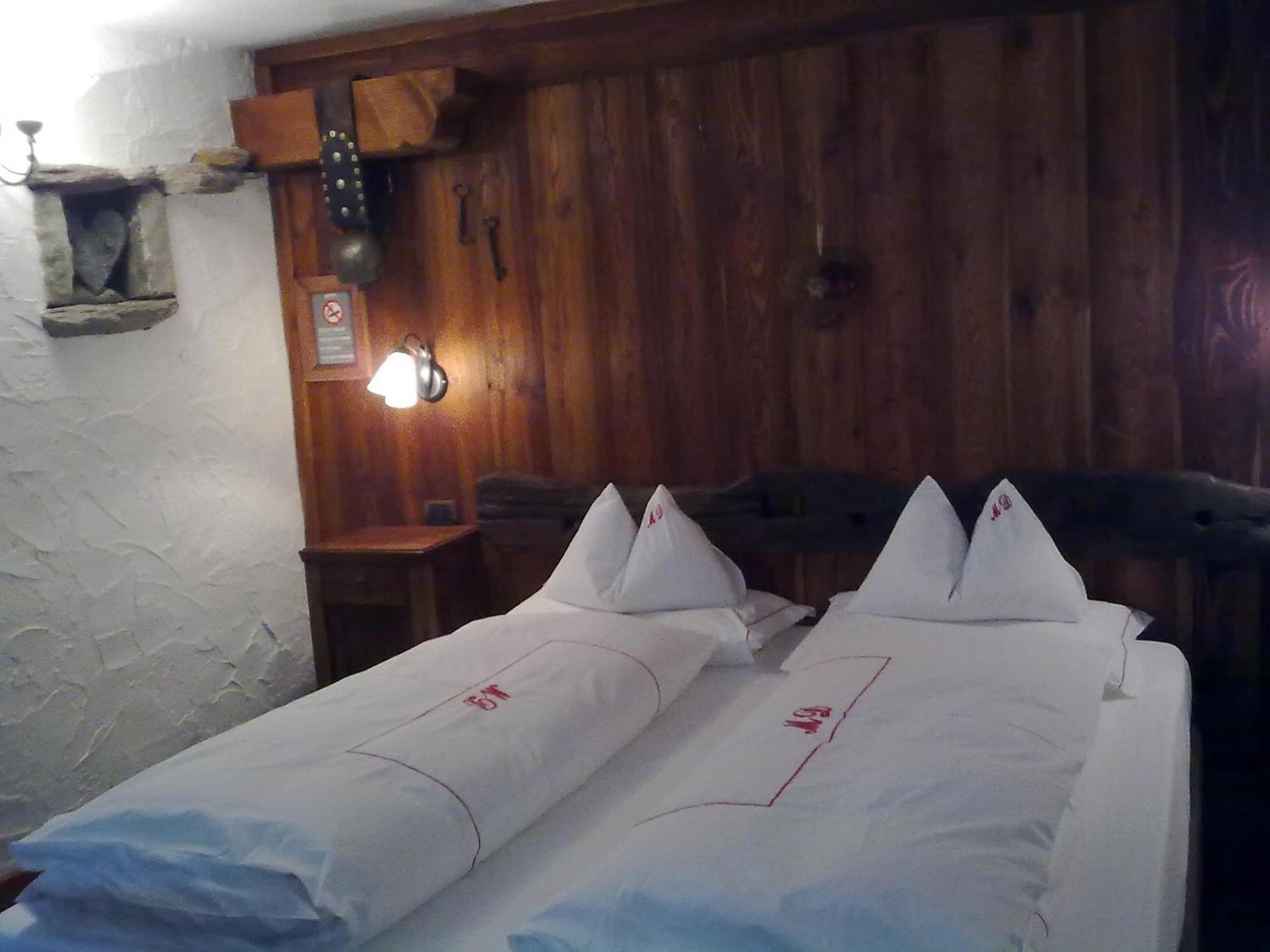 Eco Chalet Maison Dominique Challand-Saint-Anselme Bagian luar foto