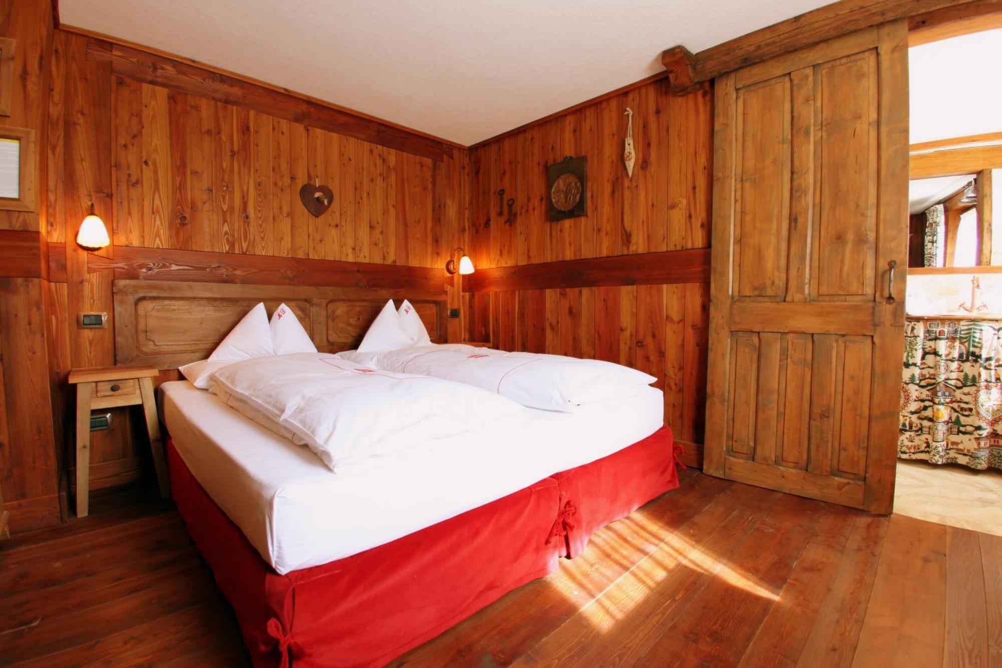 Eco Chalet Maison Dominique Challand-Saint-Anselme Bagian luar foto