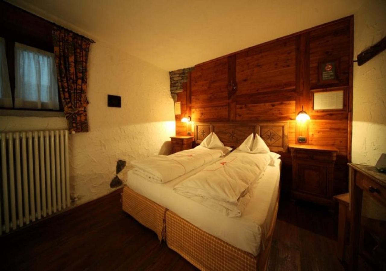 Eco Chalet Maison Dominique Challand-Saint-Anselme Bagian luar foto